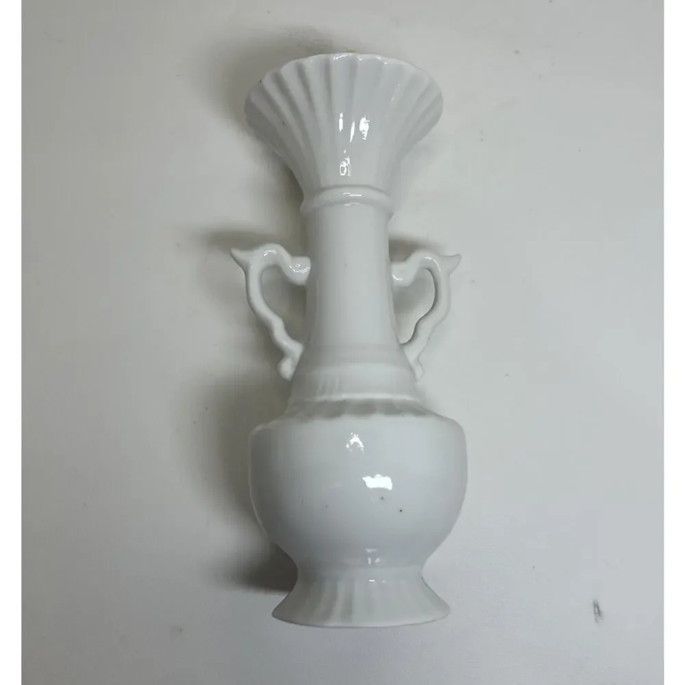 Vtg White Porcelain Bud 6